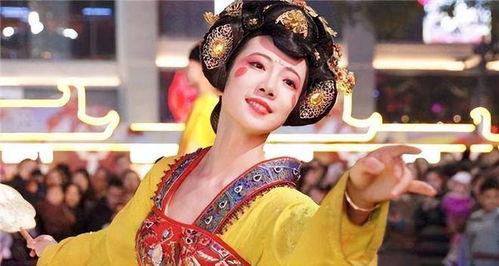 吃瓜的小姐姐赵媛媛视频,揭秘娱乐圈幕后故事